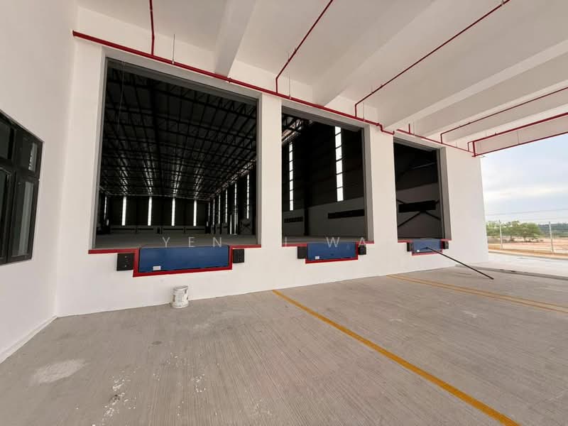 Factory for Rent in Kota Puteri (Batu Arang) - Janie Wai - Exterior - PropertyGuru.com.my