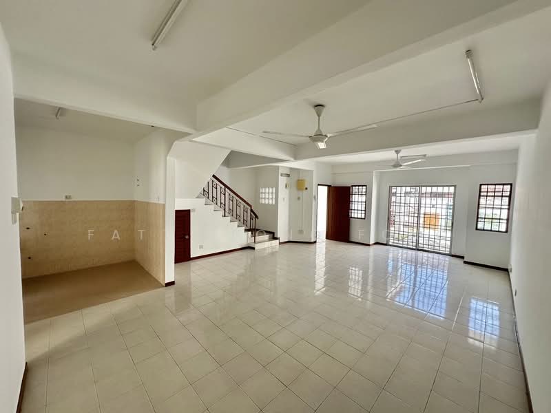 Rumah Teres 2 Tingkat untuk Dijual di Taman Kajang Perdana (Kajang) - FATT SEONG FONG - Living - PropertyGuru.com.my