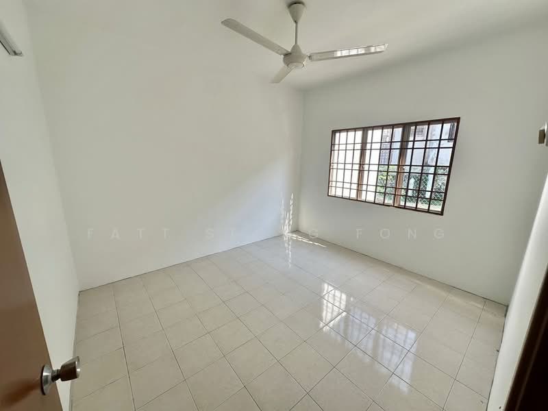Rumah Teres 2 Tingkat untuk Dijual di Taman Kajang Perdana (Kajang) - FATT SEONG FONG - Room - PropertyGuru.com.my