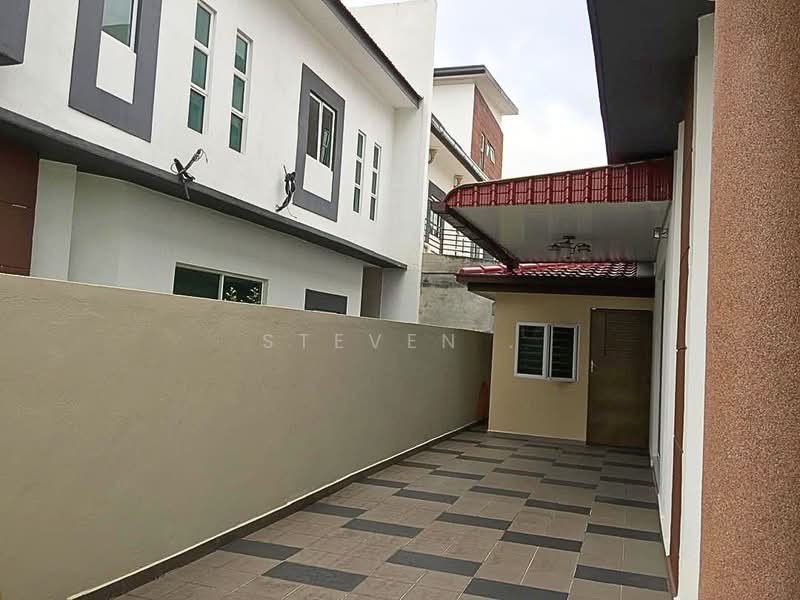 Rumah Berkembar untuk Dijual di Taman Tawas Idaman (Ipoh) - Steven . - Exterior - PropertyGuru.com.my