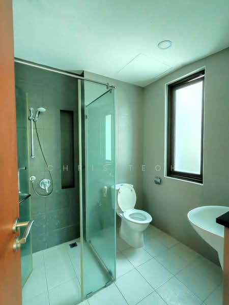Rumah Berkembar untuk Disewa di Batu Ferringhi (Penang) - Chris Teoh - Bathroom - PropertyGuru.com.my