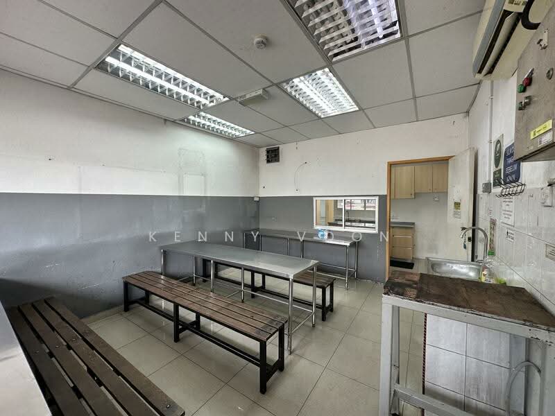 Factory for Rent in Seksyen 16 (Shah Alam) - Kenny Voon - Interior - PropertyGuru.com.my
