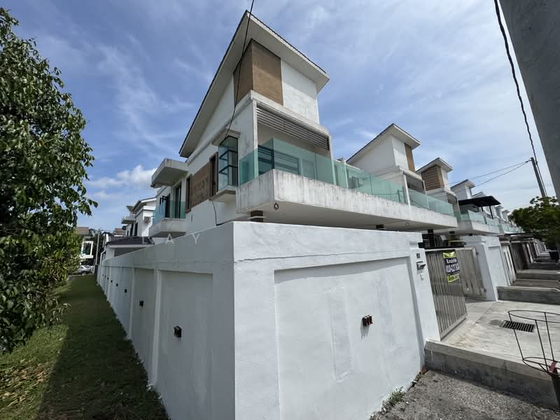 Rumah Berkembar untuk Dijual di Taman Rasa Sayang (Sitiawan) - Lay Lim How - PropertyGuru.com.my