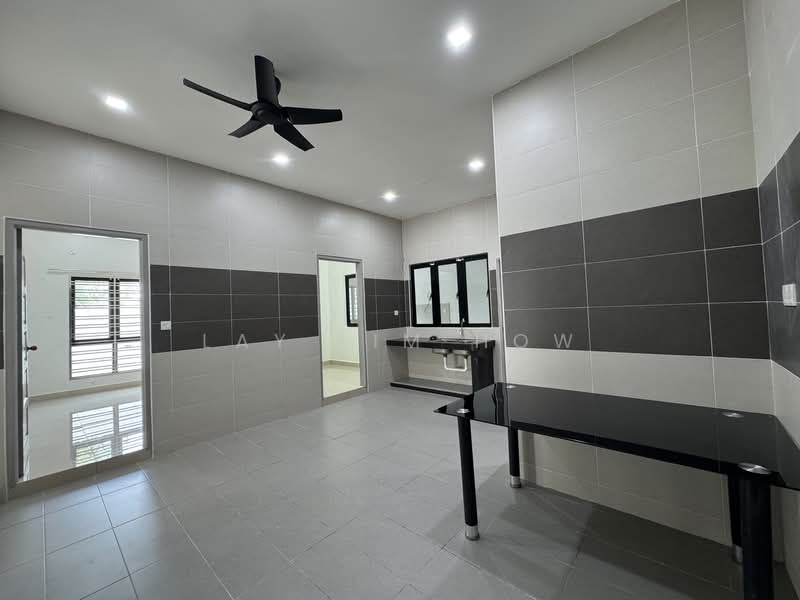 Rumah Berkembar untuk Dijual di Taman Rasa Sayang (Sitiawan) - Lay Lim How - PropertyGuru.com.my