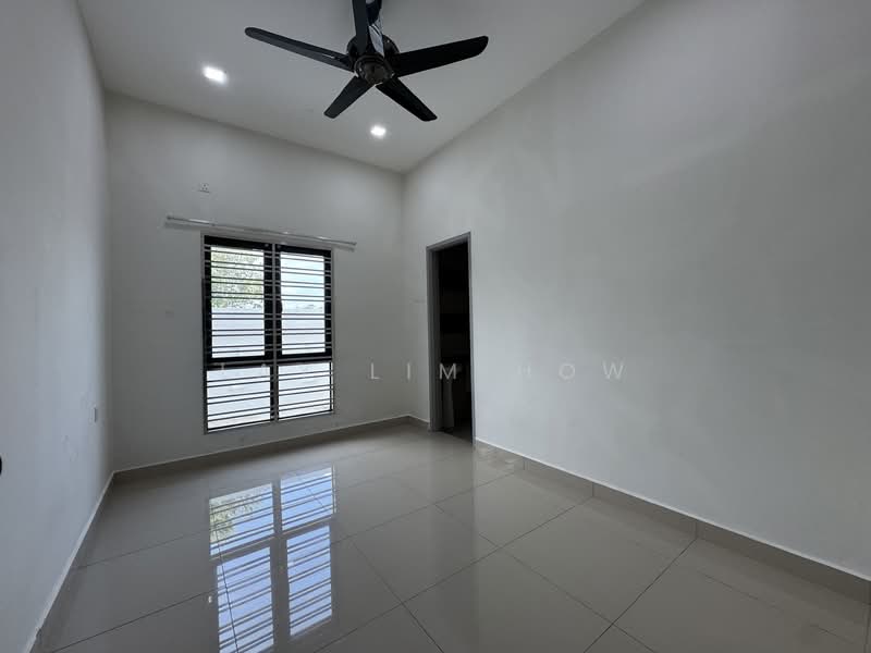 Rumah Berkembar untuk Dijual di Taman Rasa Sayang (Sitiawan) - Lay Lim How - PropertyGuru.com.my
