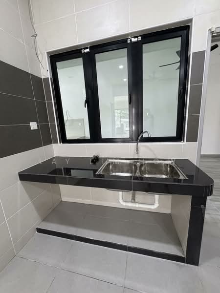 Rumah Berkembar untuk Dijual di Taman Rasa Sayang (Sitiawan) - Lay Lim How - PropertyGuru.com.my