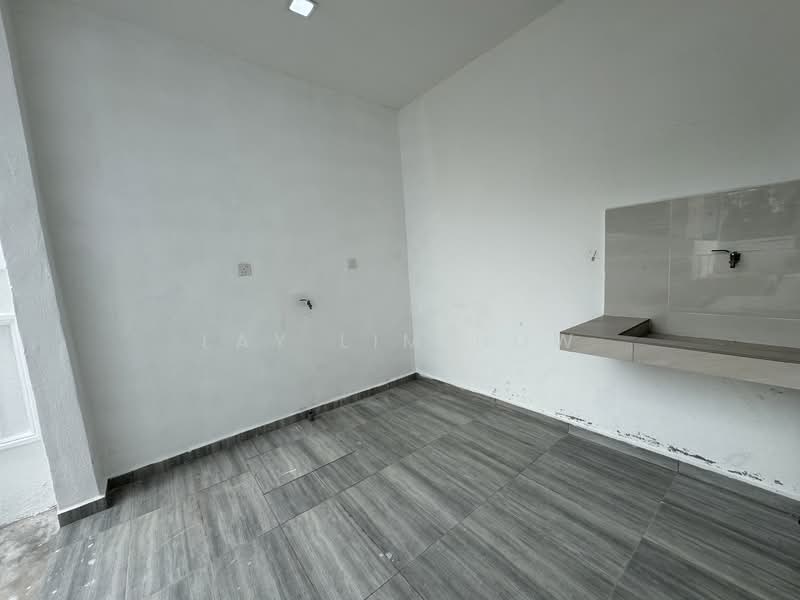 Rumah Berkembar untuk Dijual di Taman Rasa Sayang (Sitiawan) - Lay Lim How - PropertyGuru.com.my