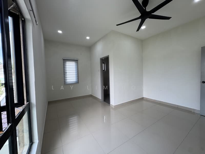 Rumah Berkembar untuk Dijual di Taman Rasa Sayang (Sitiawan) - Lay Lim How - PropertyGuru.com.my