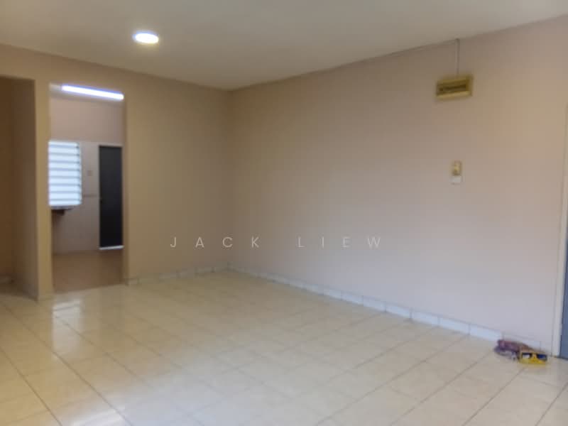 Apartment for Rent at Pangsapuri Kelana Impian - Jack Liew - Living Room - PropertyGuru.com.my
