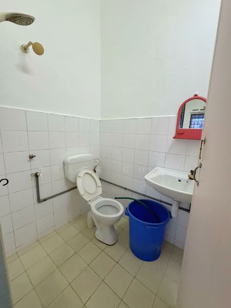 Rumah Teres 1 Tingkat untuk Disewa di Kota Masai (Pasir Gudang) - Grace Chiew - Bathroom - PropertyGuru.com.my
