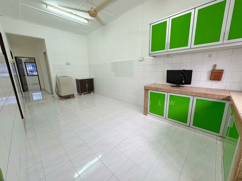 Rumah Teres 1 Tingkat untuk Disewa di Kota Masai (Pasir Gudang) - Grace Chiew - Kitchen - PropertyGuru.com.my