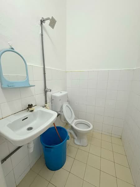 Rumah Teres 1 Tingkat untuk Disewa di Kota Masai (Pasir Gudang) - Grace Chiew - Bathroom - PropertyGuru.com.my