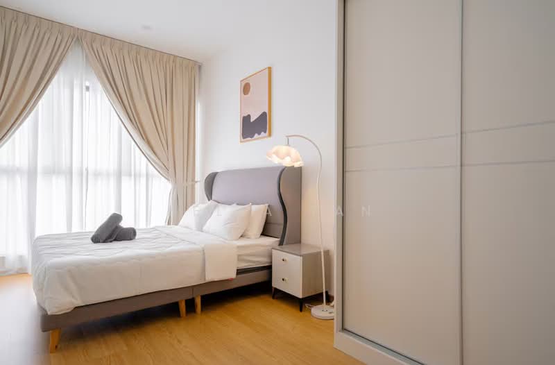 Condominium for Sale at Bay Laurel @ Country Garden Danga Bay - Bella Tan - Bedroom - PropertyGuru.com.my