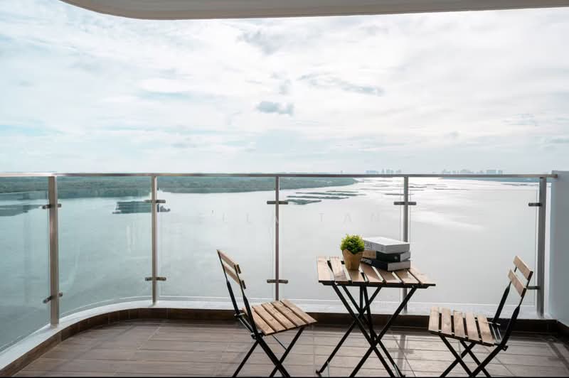 Condominium for Sale at Bay Laurel @ Country Garden Danga Bay - Bella Tan - Balcony - PropertyGuru.com.my