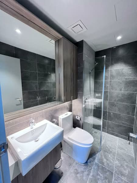 Servis Apartment untuk Dijual di Suasana @ Utropolis - Michelle Chong - Bathroom - PropertyGuru.com.my
