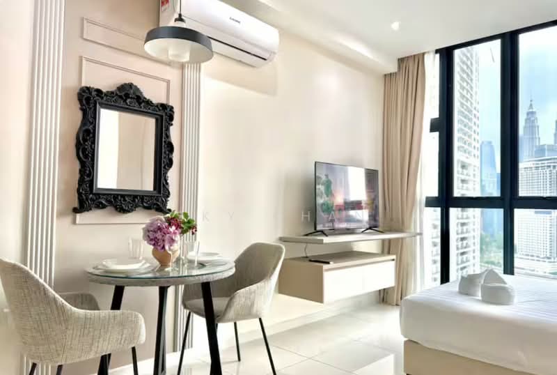 Servis Apartment untuk Disewa di Majestic Residence - Sky Chan - Living Room - PropertyGuru.com.my