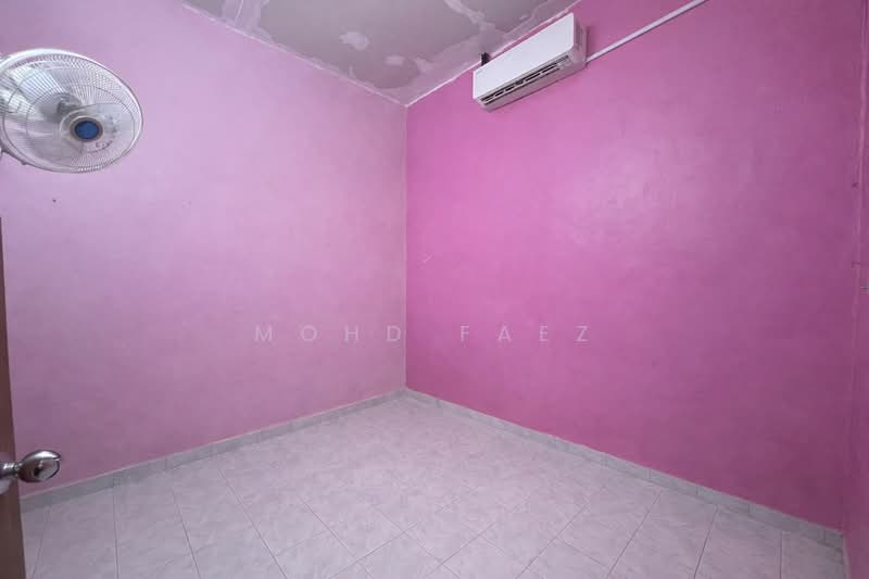 1-storey Terraced House for Sale in Taman Puteri Wangsa (Ulu Tiram) - Mohd Faez - Interior - PropertyGuru.com.my