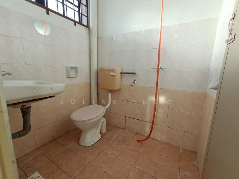 1-storey Terraced House for Sale in Ipoh (Perak) - Joline YEOW - Bathroom - PropertyGuru.com.my