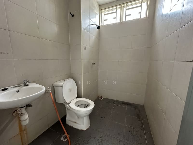 Rumah Teres 2 Tingkat untuk Dijual di Bandar Tasek Mutiara (Simpang Ampat) - TED NG - Bathroom - PropertyGuru.com.my
