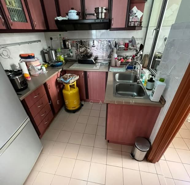 Pangsapuri untuk Dijual di Mas Kipark Damansara - Jessica Lim - Kitchen - PropertyGuru.com.my