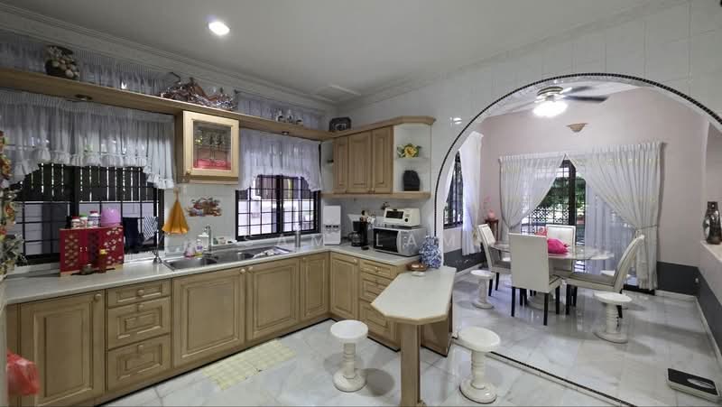 Semi-Detached House for Sale in Taman Golf (Ipoh) - Sam Lam - PropertyGuru.com.my