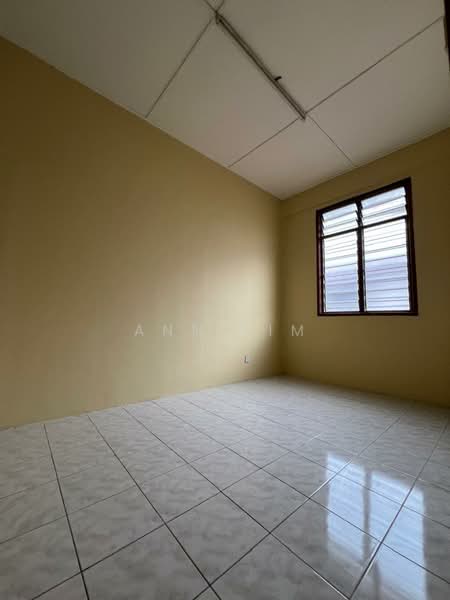 Rumah Teres 2 Tingkat untuk Dijual di Bandar Saujana Putra (Tanjong Duabelas) - Ann Lim - Interior - PropertyGuru.com.my