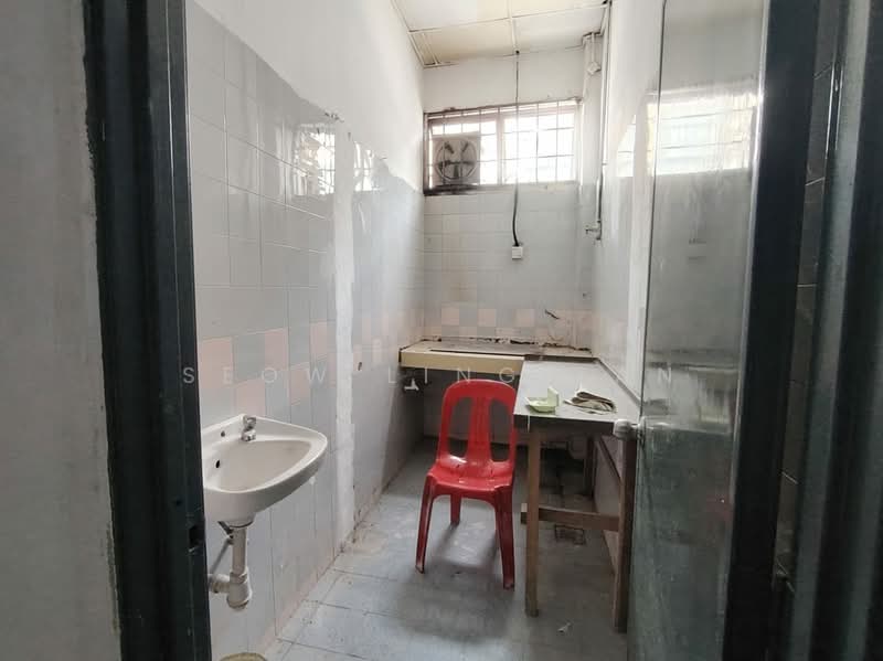 Factory for Sale in Klang (Selangor) - Seow Ling Tan - Kitchen - PropertyGuru.com.my