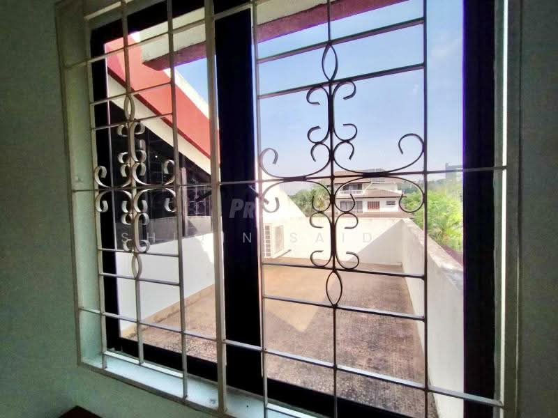 Bungalow for Sale in Seksyen 3 (Shah Alam) - Shiqin Saidin - Exterior - PropertyGuru.com.my