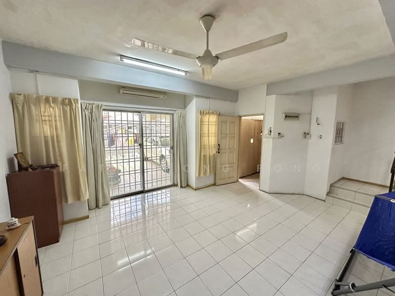 Rumah Teres 2 Tingkat untuk Dijual di Taman Kajang Perdana (Kajang) - FATT SEONG FONG - Living - PropertyGuru.com.my
