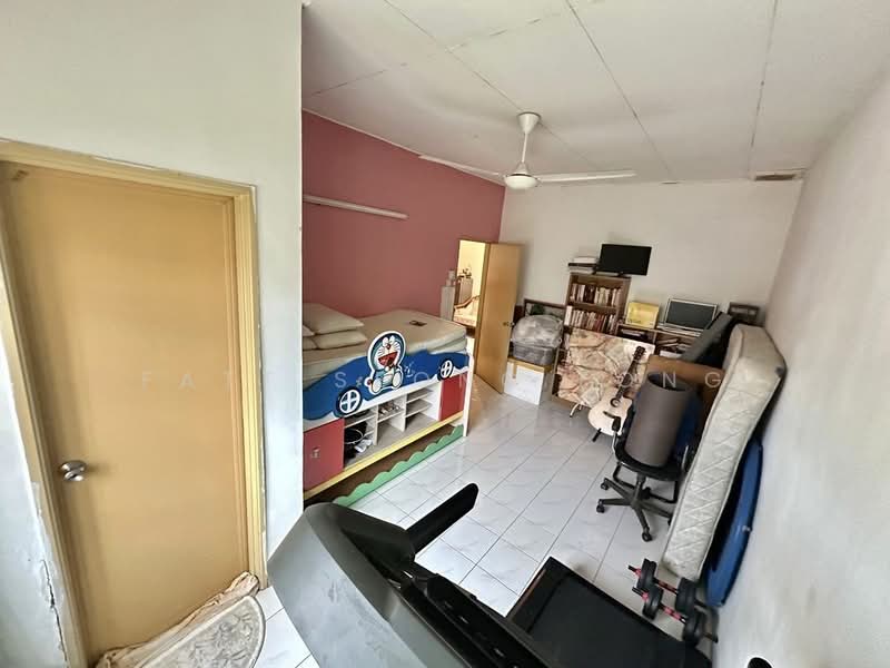 Rumah Teres 2 Tingkat untuk Dijual di Taman Kajang Perdana (Kajang) - FATT SEONG FONG - Room - PropertyGuru.com.my