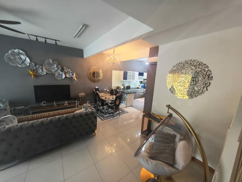 Rumah Teres untuk Dijual di Puchong (Selangor) - Clarence Chong - Living Room - PropertyGuru.com.my