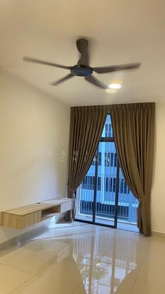 Servis Apartment untuk Disewa di Henna Residence @ The Quartz WM - Daniel Chin - Living Room - PropertyGuru.com.my