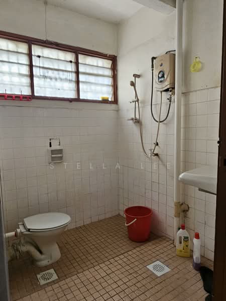 Apartment for Sale at Taman Megah Cheras Apartment - Stella Lee - Bathroom - PropertyGuru.com.my
