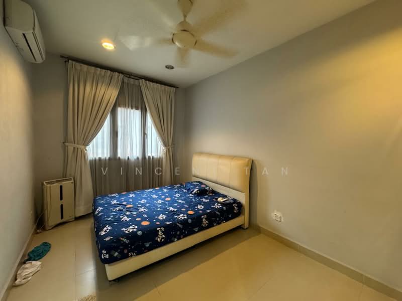 Rumah Berkembar untuk Dijual di Kota Kemuning (Shah Alam) - Vincent Tan - Bedroom - PropertyGuru.com.my