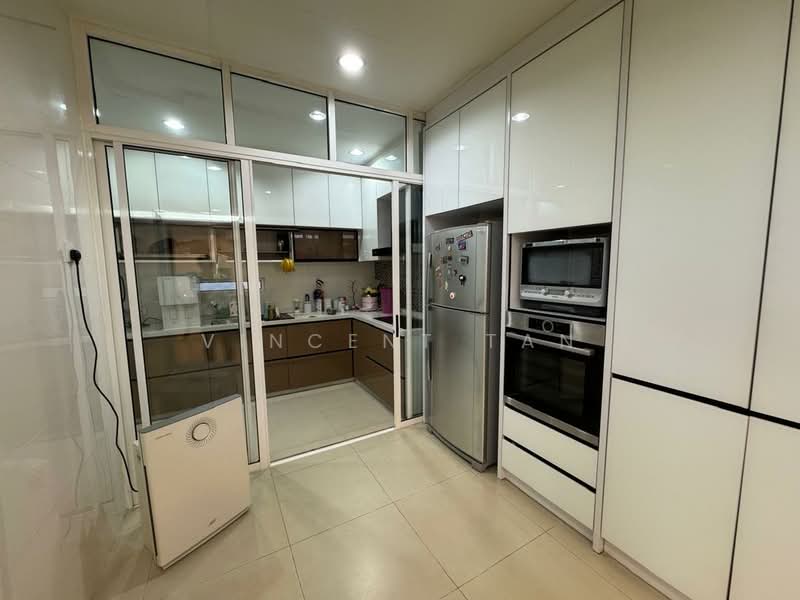 Rumah Berkembar untuk Dijual di Kota Kemuning (Shah Alam) - Vincent Tan - Kitchen - PropertyGuru.com.my