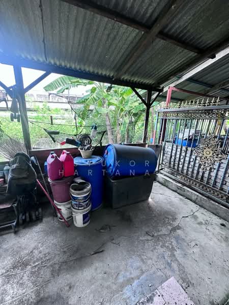 Rumah Teres 1 Tingkat untuk Dijual di Pelabuhan Klang (Selangor) - Syukor Hartanah - Exterior - PropertyGuru.com.my