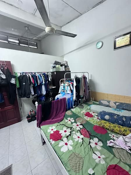 Rumah Teres 1 Tingkat untuk Dijual di Pelabuhan Klang (Selangor) - Syukor Hartanah - Bedroom - PropertyGuru.com.my