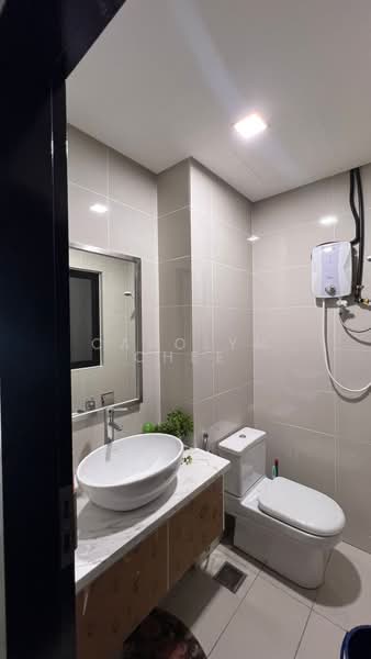 Servis Apartment untuk Disewa di Centrus Soho - Carolyn Chee - Bathroom - PropertyGuru.com.my