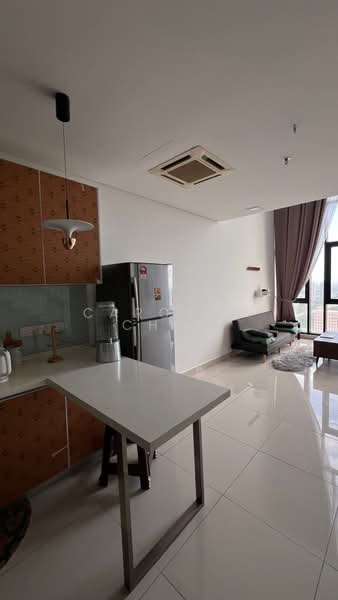 Servis Apartment untuk Disewa di Centrus Soho - Carolyn Chee - Living Room - PropertyGuru.com.my