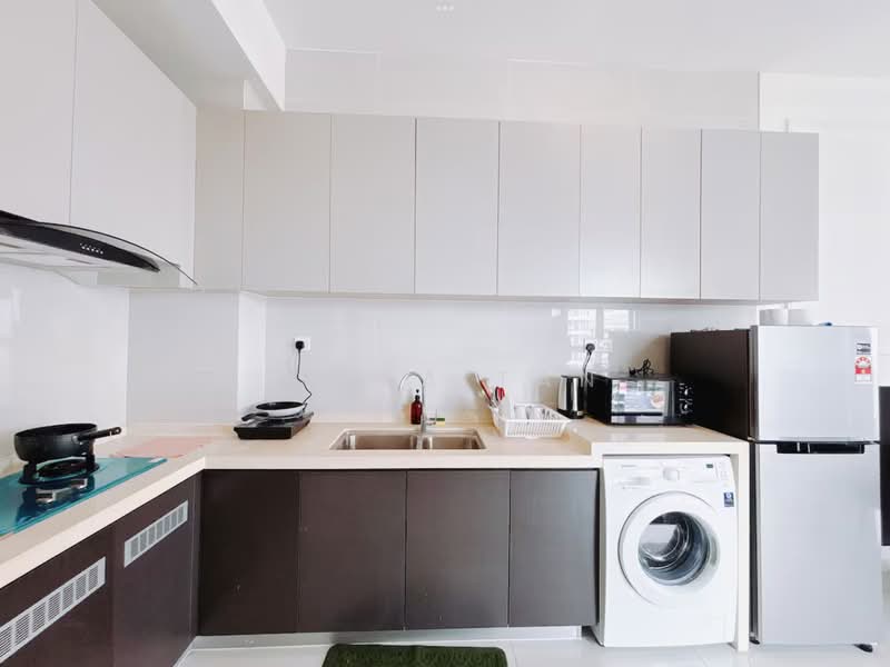 Condominium for Sale at Kings Bay @ Country Garden Danga Bay - Bella Tan - Kitchen - PropertyGuru.com.my