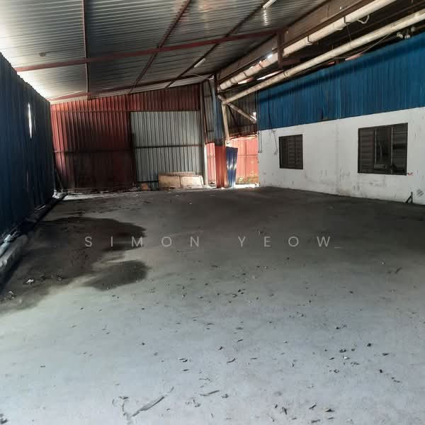 Warehouse for Rent in Klang (Selangor) - Simon Yeow - Interior - PropertyGuru.com.my