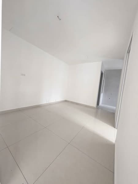 Rumah Kluster untuk Dijual di Taman Bestari Indah (Ulu Tiram) - Shi Ting - PropertyGuru.com.my