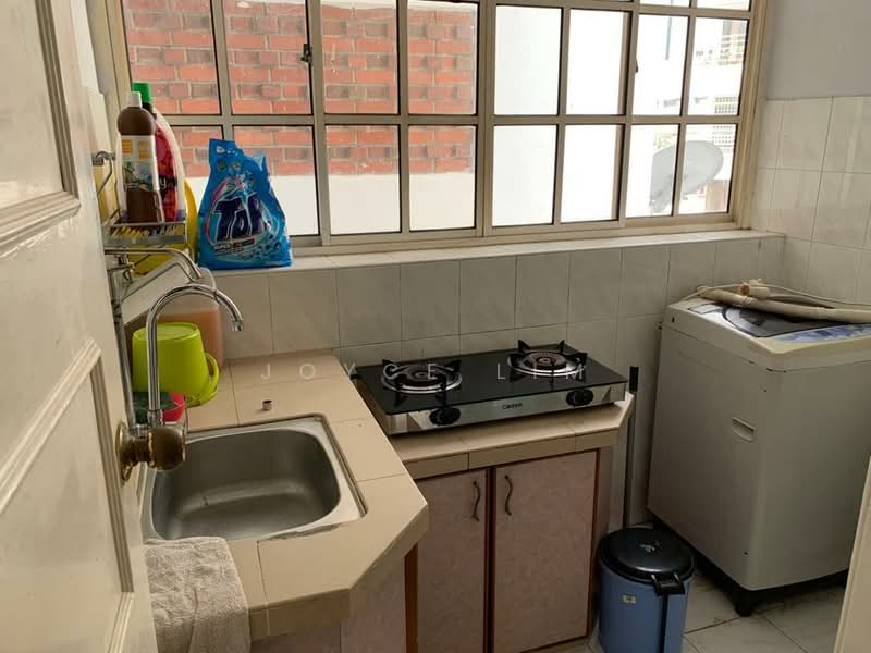 Pangsapuri untuk Disewa di Damai Villa (28 Logan) - JOYCE LIM - Kitchen - PropertyGuru.com.my