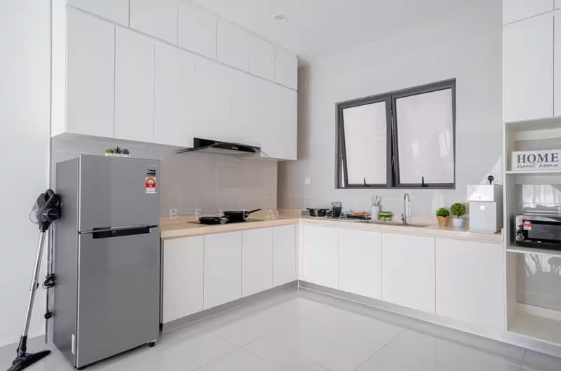 Condominium for Sale at Royal Strand @ Country Garden Danga Bay - Bella Tan - Kitchen - PropertyGuru.com.my