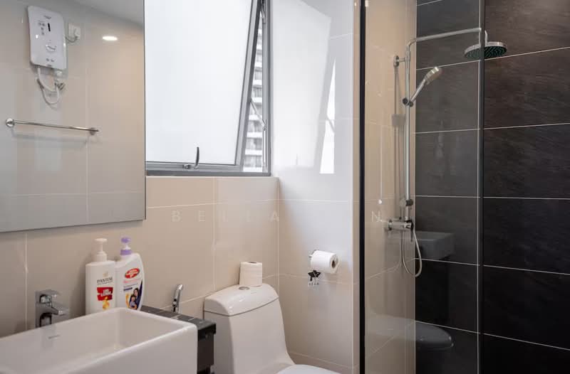 Condominium for Sale at Royal Strand @ Country Garden Danga Bay - Bella Tan - Bathroom - PropertyGuru.com.my