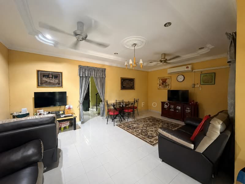 Rumah Teres 2 Tingkat untuk Dijual di Taman Cicely (Teluk Intan) - Kelvin Foo - Living Room - PropertyGuru.com.my
