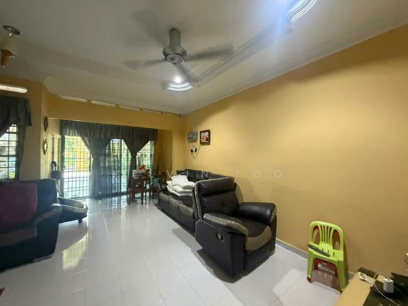 Rumah Teres 2 Tingkat untuk Dijual di Taman Cicely (Teluk Intan) - Kelvin Foo - Living Room - PropertyGuru.com.my