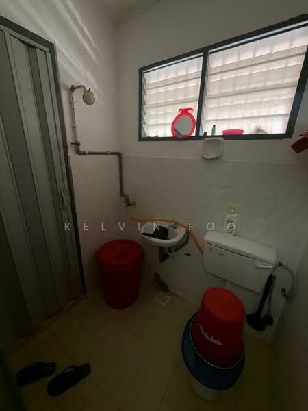 Rumah Teres 2 Tingkat untuk Dijual di Taman Cicely (Teluk Intan) - Kelvin Foo - Bathroom - PropertyGuru.com.my