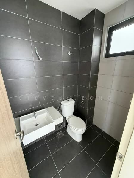 2.5-storey Terraced House for Sale in Puchong (Selangor) - Steven Leong - Bathroom - PropertyGuru.com.my