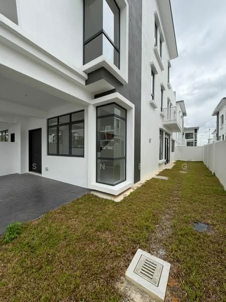 2.5-storey Terraced House for Sale in Puchong (Selangor) - Steven Leong - Exterior - PropertyGuru.com.my
